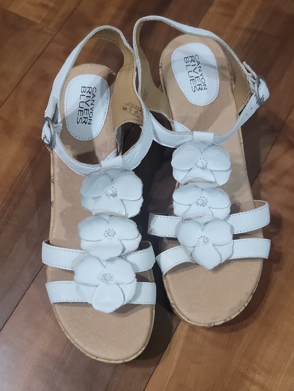 Canyon River Blues White Floral Ankle-Strap Sandals